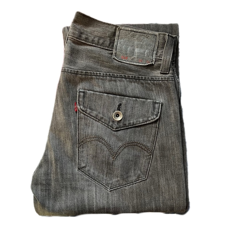 Levi’s 514 slim straight fit jeans